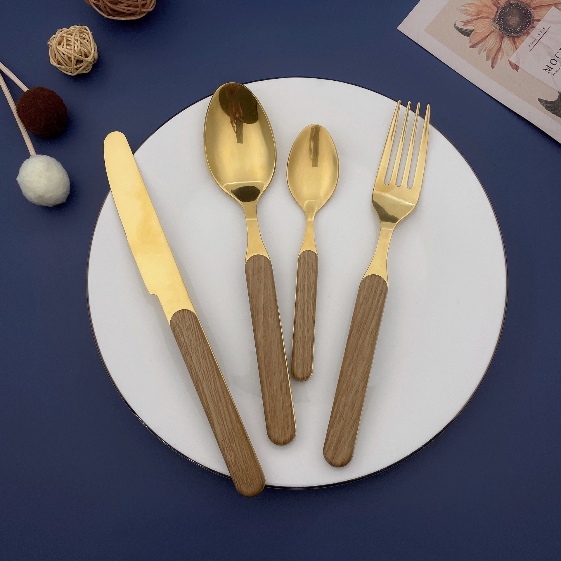 4th object spoon